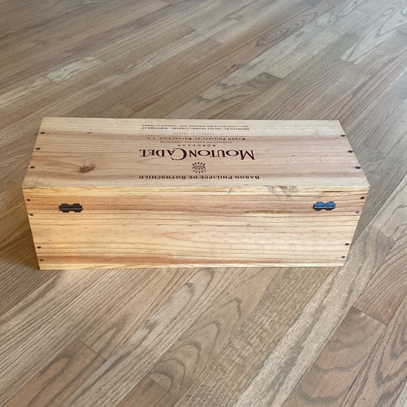 Vintage Wood Wine Box - Picture 5 of 10